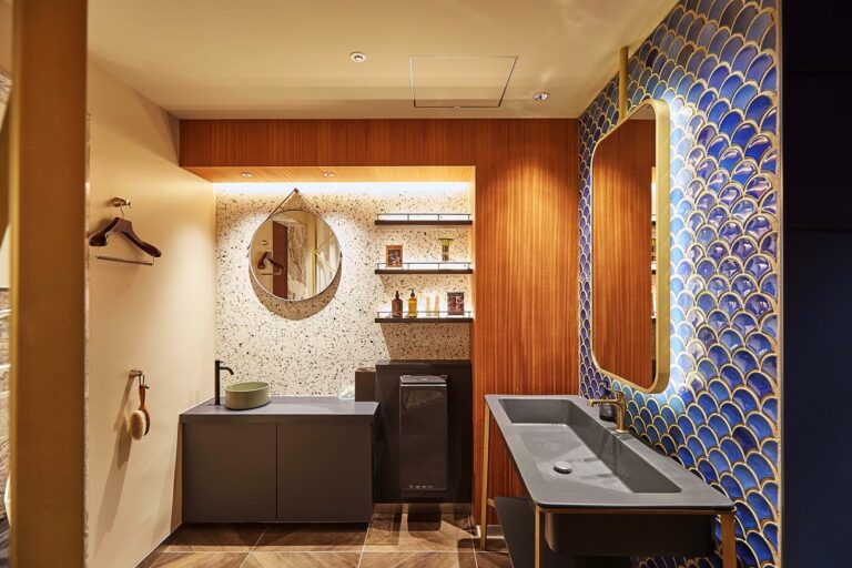 오사카 우메다의 최첨단 일본식 화장실 Premium Style in Osaka, Umeda Shopping